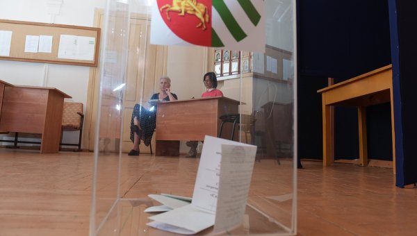 Референдум о досрочных выборах президента Абхазии