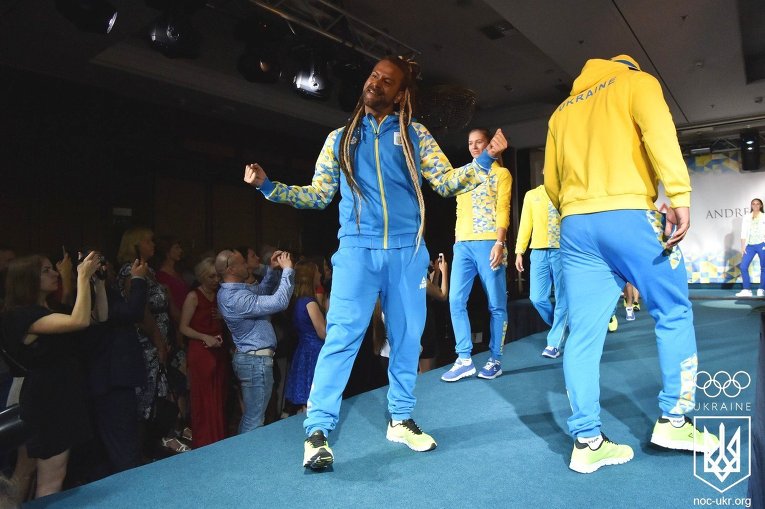 Украинские спортсмены показали новую форму олимпийской сборной