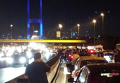 В Стамбуле военные перекрыли два моста через Босфор