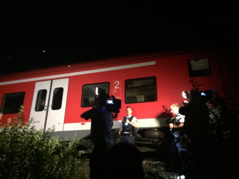 Нападение на пассажиров поезда в Германии