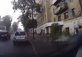 Обрушение фасада в Харькове из-за непогоды. Видео