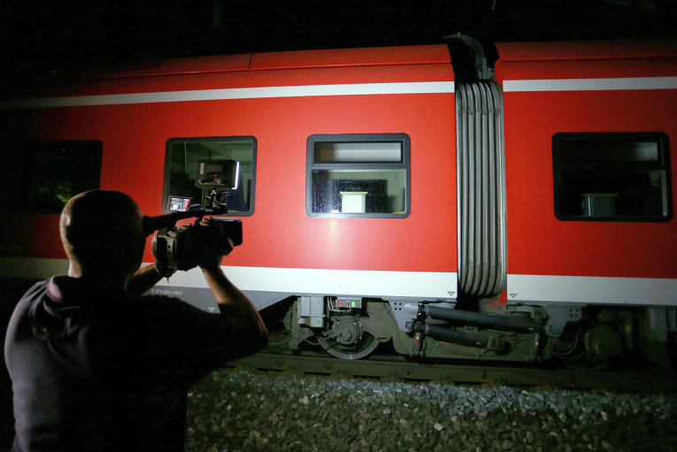 Нападение на поезд в Германии