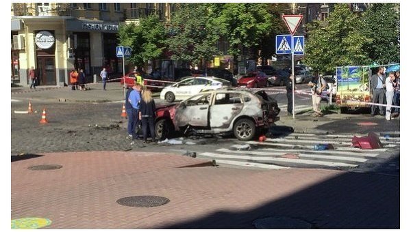 На месте взрыва автомобиля Павла Шеремета