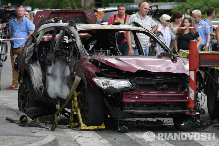 Журналист Павел Шеремет погиб в результате взрыва автомобиля в Киеве