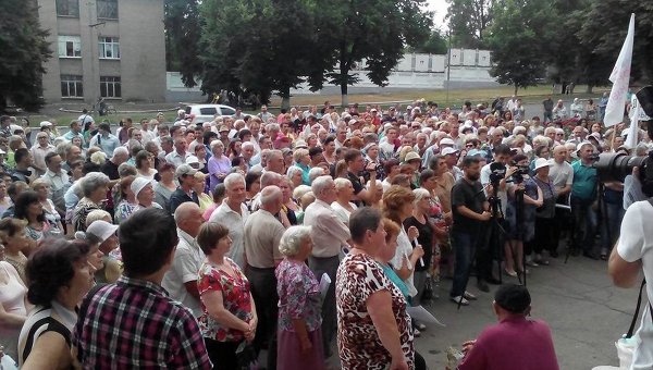 Митинг в Дружковке из-за отсутствия воды