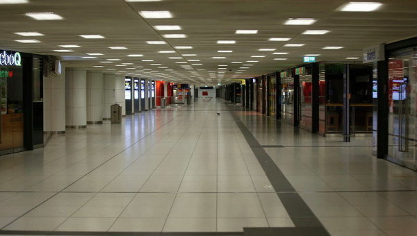 Пустое метро после стрельбы в Мюнхене