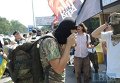 Националисты разбили лагерь под Киевом, чтобы препятствовать Крестному ходу