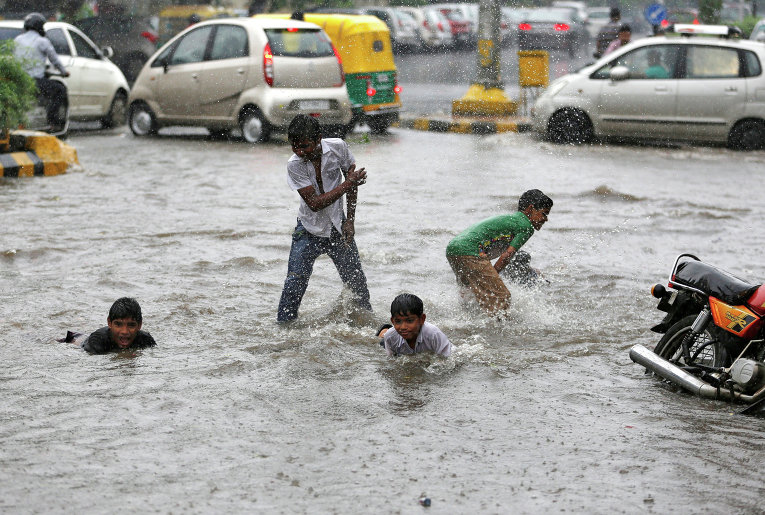 Наводнение в северо-восточной Индии