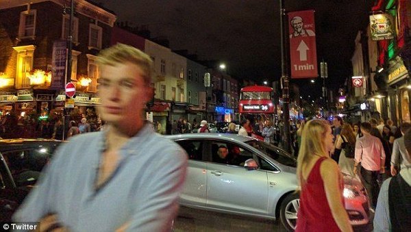 Посетителей клуба в Лондоне эвакуировали из-за подозрительного авто