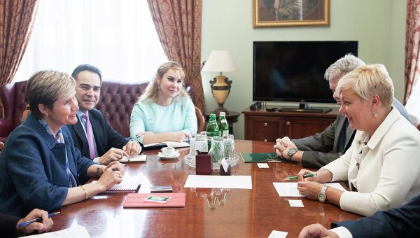 Глава Национального банка Украины Валерия Гонтарева и директор Всемирного банка по делам Украины, Белоруссии и Молдавии Сату Кахконен