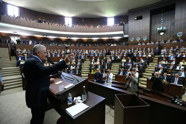 Премьер-министр Турции Бинали Йылдырым направил в парламент законопроект по созданию суверенного инвестиционного фонда после того, как его одобрил кабинет министров