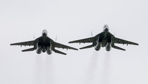 Тренировочные полеты украинских военных самолетов над Васильковом