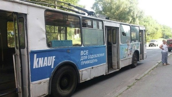 В Хмельницком обстреляли троллейбус на улице Бандеры