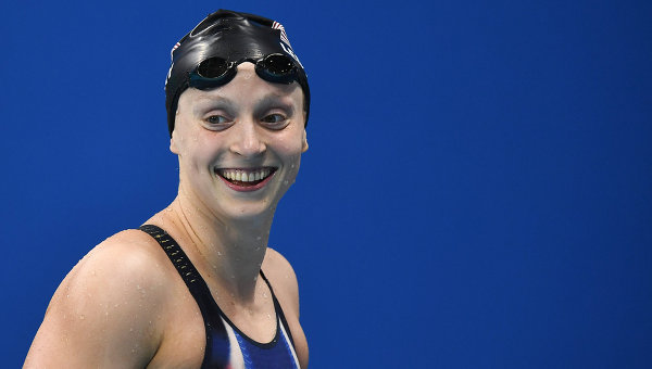 Кэти Ледеки (США), установившая мировой рекорд в финальном заплыве на 400 м вольным стилем