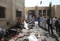 На месте взрыва бомбы возле здания больницы в Кветте, Пакистан