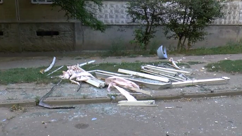 В Николаеве взорвался балкон многоэтажки. Видео