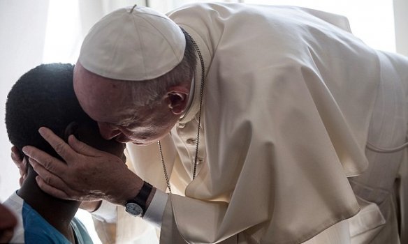 Папа Римский побывал в приюте для бывших проституток