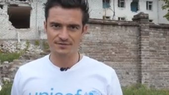 Орландо Блум записал видеообращение для детей, живущих в зоне конфликта на Донбассе