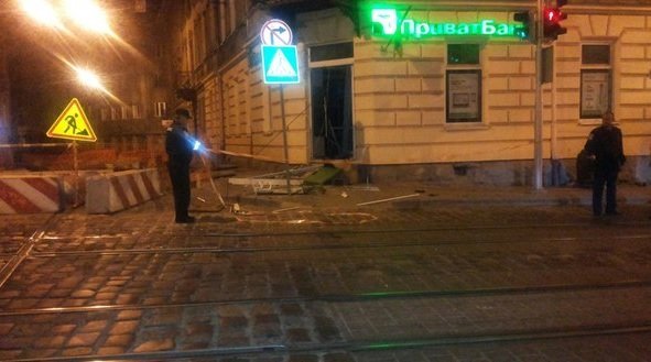 Взрыв банкомата во Львове
