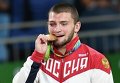 Борец Давит Чакветадзе, завоевавший золотую медаль в соревнованиях по греко-римской борьбе в весовой категории до 85 кг, тоже не избежал повреждений