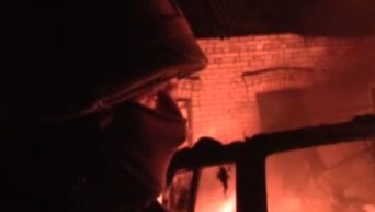 Минобороны Украины распространило кадры горящих зданий в Марьинке. Видео