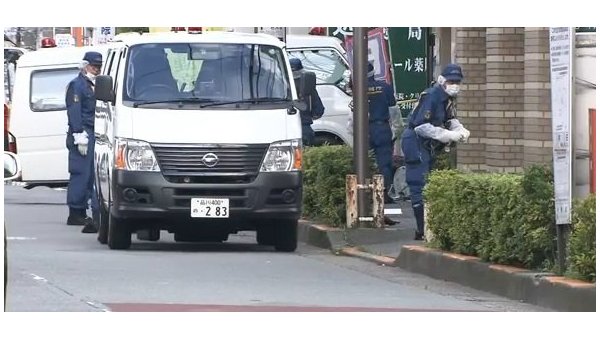 При нападении в аквапарке в Токио ранены восемь девушек