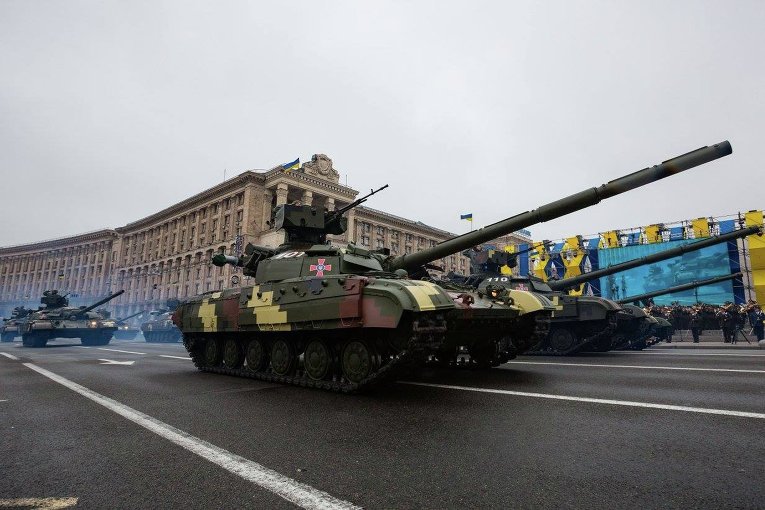 Военная техника на параде в День Независимости в Киеве