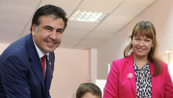 Михаил Саакашвили с супругой Сандрой Рулофс
