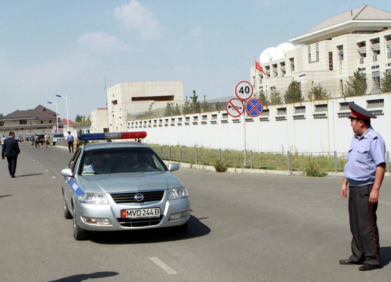 Взрыв у посольства Китая в Бишкеке