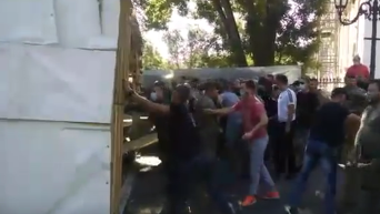 Ликвидация антитрухановского майдана: кадры с места событий. Видео
