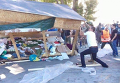 Снос палаточного городка у мэрии Одессы: в ход пошли камни