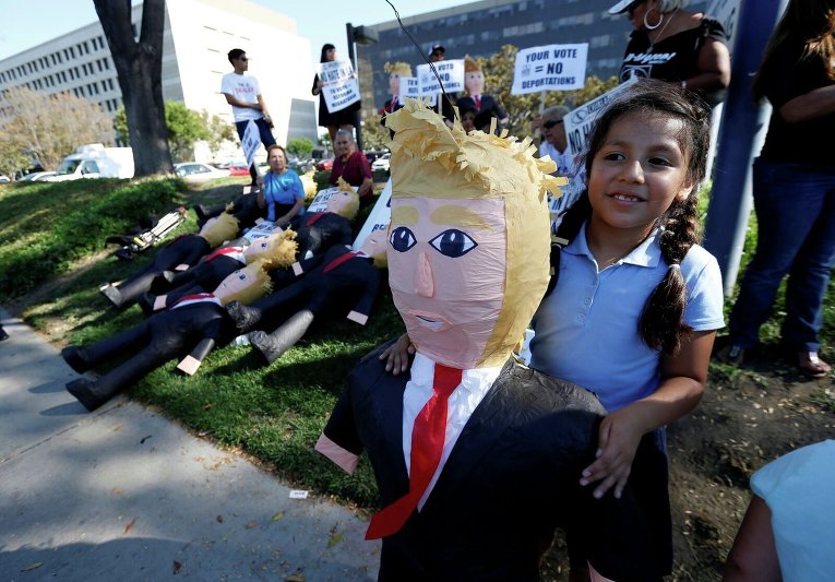 Акции протеста против Трампа в Калифорнии