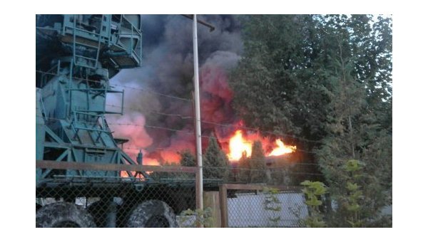 Во Львове случился пожар в бывшей военной части госпогранслужбы