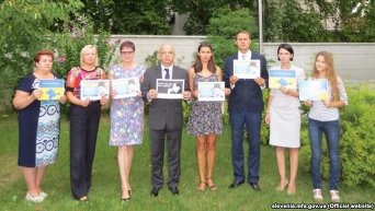 Акция Посольства Украины в Словении в поддержку Ильми Умерова
