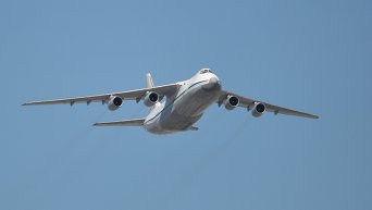 Тяжелый дальний транспортный самолет АН-124-100 Руслан