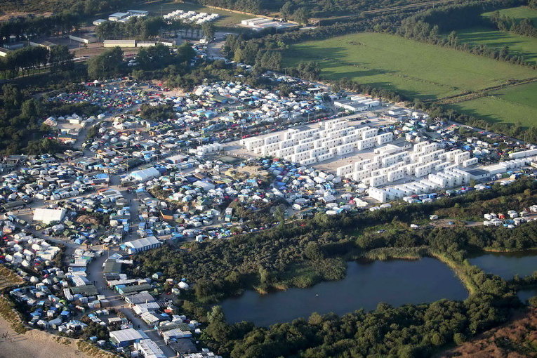 Лагерь беженцев Джунгли в Кале, Франция