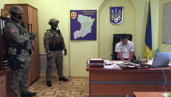 В Ровенской области задержан прокурор, причастный к добыче янтаря