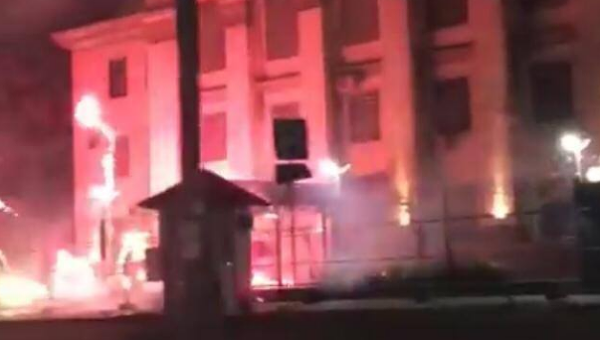 Атака российского посольства в Киеве