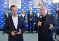 Президент РФ В. Путин и премьер-министр РФ Д. Медведев посетили предвыборный штаб партии Единая Россия