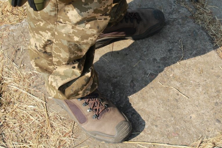 Тестирование обуви для военных в полевых условиях
