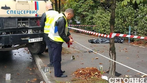 В Киеве грузовик насмерть сбил сотрудника Нацбанка