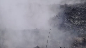 Тернопольские спасатели третьи сутки тушат торфяной пожар. Видео