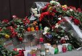 Убийство полицейских в Днепре: цветы на месте гибели