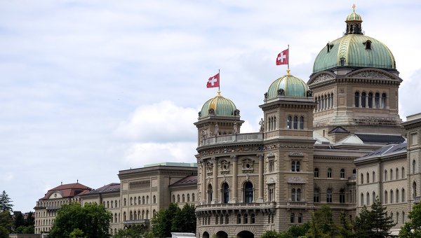 Федеральный дворец (Парламент) в городе Берн, Швейцария.