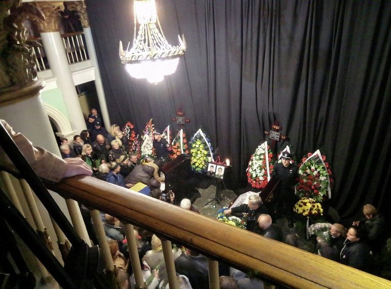 Церемония прощания с погибшими патрульными в Днепре