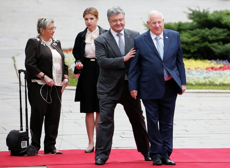Петр Порошенко и Реувен Ривлин с супругами в Киеве