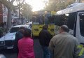 Троллейбус в Одессе протаранил микроавтобус и лимузин