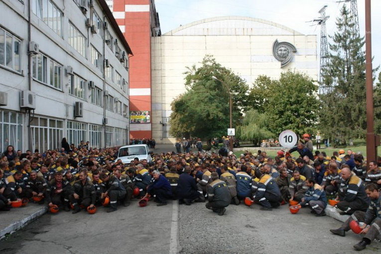На Бурштынской ТЭС протестуют против низких зарплат