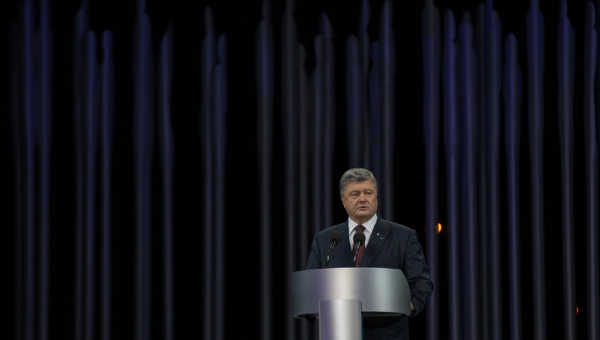 Петр Порошенко в ходе выступления на мероприятии по чествованию памяти жертв трагедии Бабьего Яра