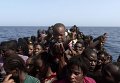 Более 1,2 тысячи нелегальных мигрантов были спасены у берегов Ливии